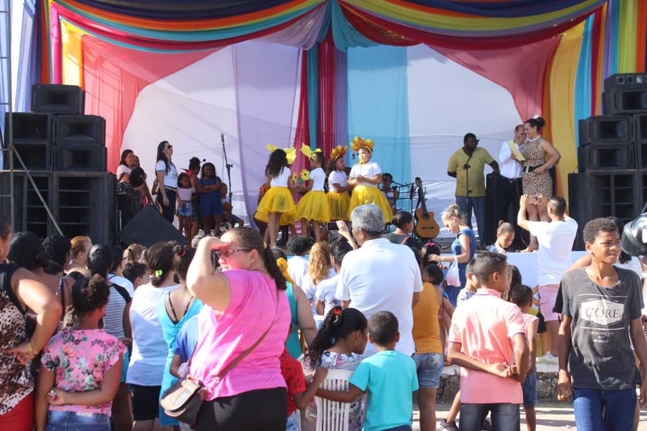 Feira Literária Camacan